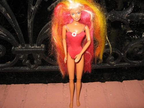 Barbie bronzee articulee - barbie,