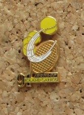 Pin's Arthus Bertrand Tennis