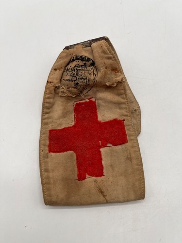 Brassard croix rouge ancien