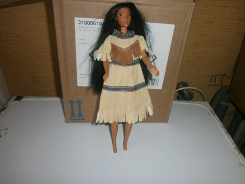 Poupée barbie disney - poupée,