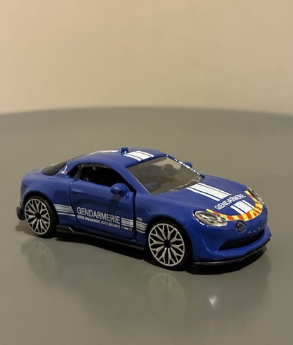 Miniature majorette alpine - miniature,