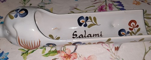 Présentoir salami en - à,