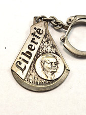 PORTE-CLES - Métal JOURNAL LIBERTÉ - Honneur Vaillant Diffuseur - Vintage 1960s