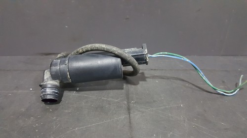 Pompe lave glace toyota yaris - pompe,