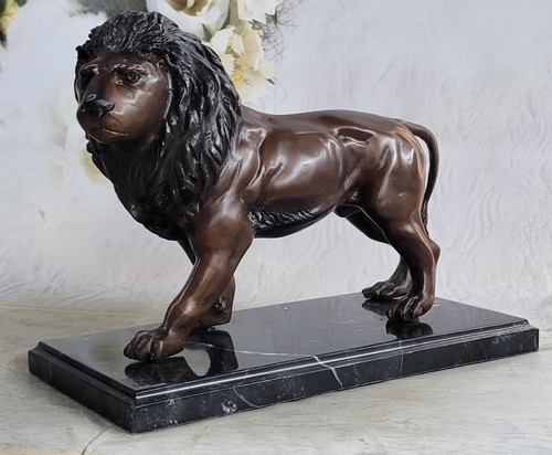 Sculpture statue bronze - statue,