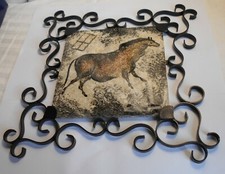 VINTAGE ANNEES 50/60  DESSOUS PLAT FER FORGE CARREAU DECOR GROTTES DE LASCAUX
