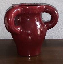 Vase en céramique rouge