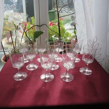 11 verres a vin en cristal de