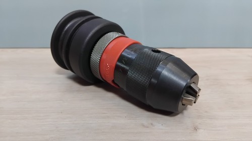 Mandrin perforateur serrage