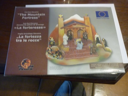 Diorama kinder monter neuf - diorama,