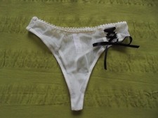 VALEGE string résille beige noeud noir taille S/XS  neuf