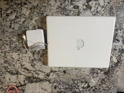Apple ibook a1054 - 12.1”,