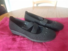 Ballerines / chaussures noires confort Neosoft T 39 neuves