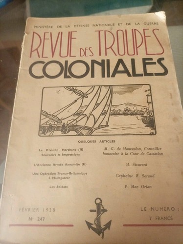 Revue des troupes - revue,