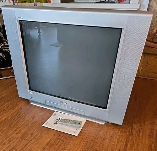 Sony trinitron crt - sony,
