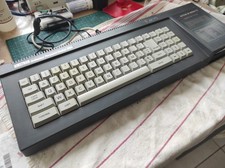 RARE !  AMSTRAD CPC 6128 + 27 JEUX - Courroie neuve -en excellent état