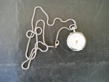 ANCIENNE PETITE MONTRE A GOUSSET EN METAL ARGENTE CYLINDRE 10 RUBIS