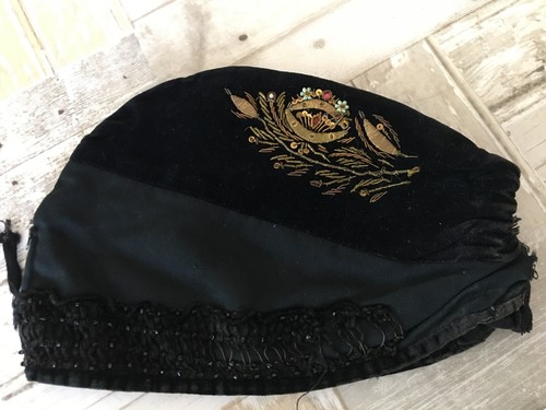 Tres beau bonnet alsacien - tres, art