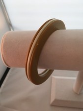 Rare  Flat Vintage Lucite