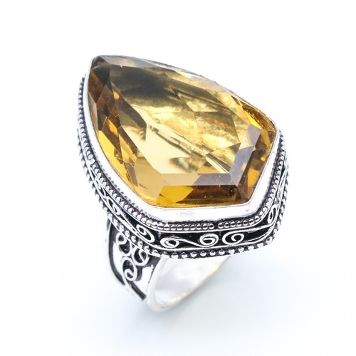 Bague bijou fait - , en