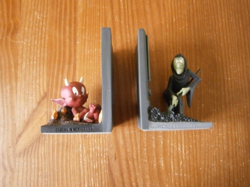 Figurine serre livres hot - serre,