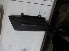 Cache latéral gauche (Yamaha