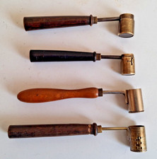 4 Anciennes mesures dosettes