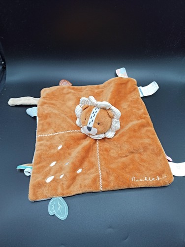 Doudou plat étiquettes lion - plat,