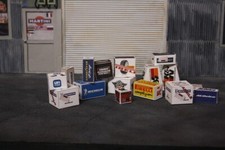 Diorama Carton 12 Pcs 1/18