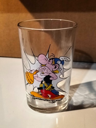 Verre moutarde 1968 - a,