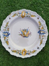 Assiette Moustier XVIIIE (