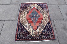 Vintage Worn Main Fabriqué