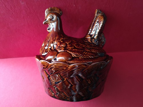 Poule boite pot - , en