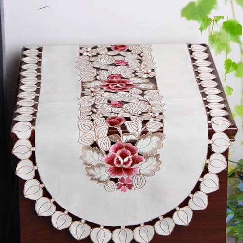 Table rustique pour chemin