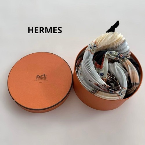 écharpe soie hermes - Écharpe,