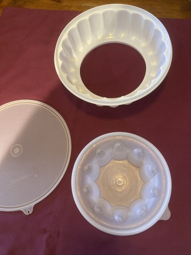 Tupperware moule à - 👑tupperware,