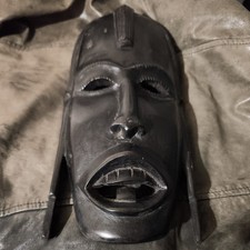 Masque Africain en Ébène