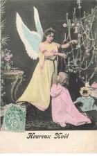 MIKI-DP6-015- UNE ANGE HEUREUX NOEL SAPIN POUPEES FILLETTE QUI PRIE