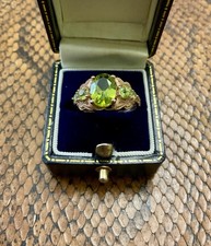 NATUREL PÉRIDOT, VERMEIL OR