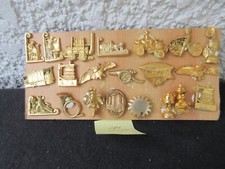 Magnifique lot de 21 fèves en