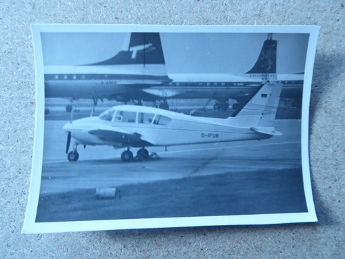 Photo avion piper aztec - pa-23,