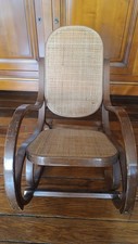 Rocking-chair Enfant Thonet ?
