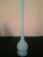 VASE EN VERRE DOUBLE OPALINE