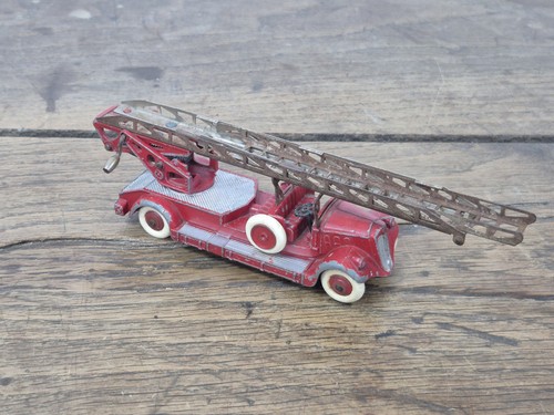 Camion pompier delahaye - camion,