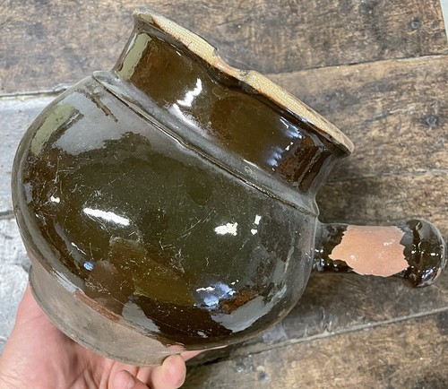 Terre cuite vernissée marron - cuite,