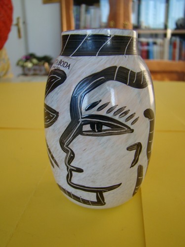 Petit vase suédois - , "kosta