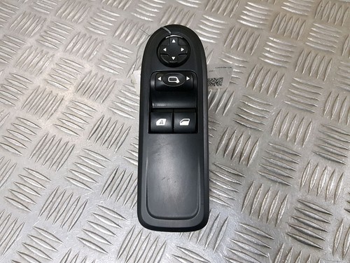 Bouton lève vitre auto
