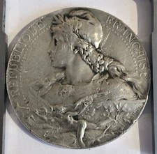MÉDAILLE EN ARGENT BOTTÉE SILVER MEDAL ART POIDS 59 g DIAMÈTRE 49 mm