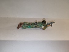 STARLUX militaire commando (ref 5336) tirant mitraillette couché