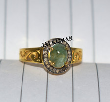 Élégant Pierre Précieuse